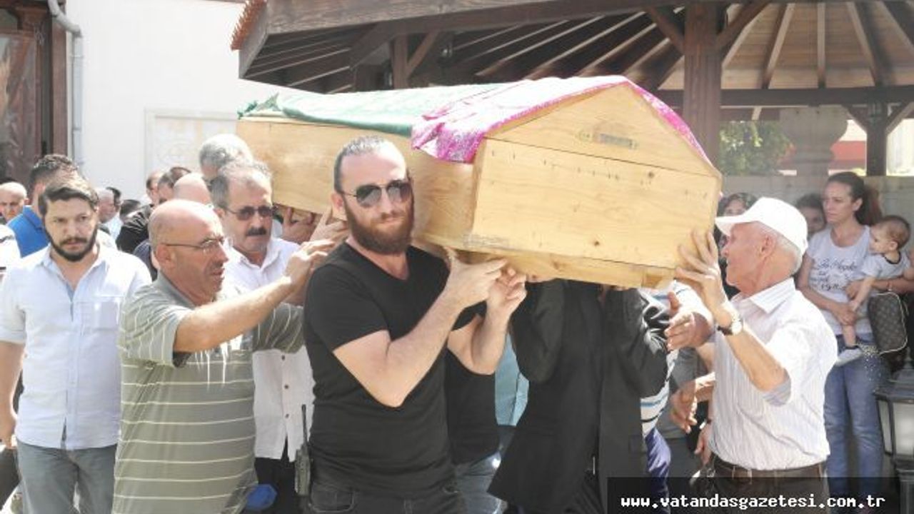 MESLEKTAŞIMIZ BİROL ÇAKAN'IN ANNESİ VEFAT ETTİ