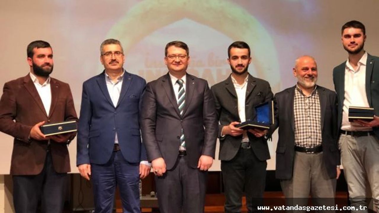 MEKKE’NİN FETHİ VE KUDÜS GECESİ PROGRAMI DÜZENLENDİ