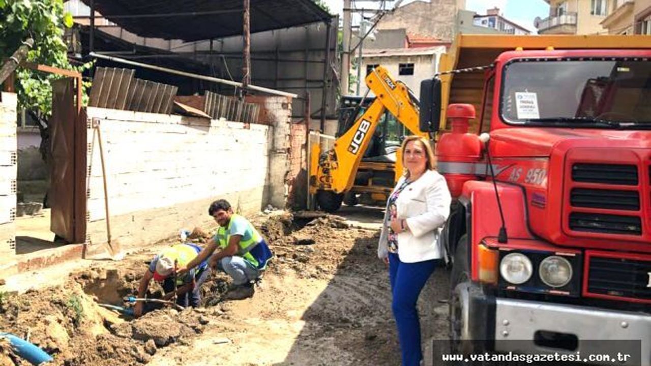 KADIN MUHTAR  DUR DURAK BİLMİYOR