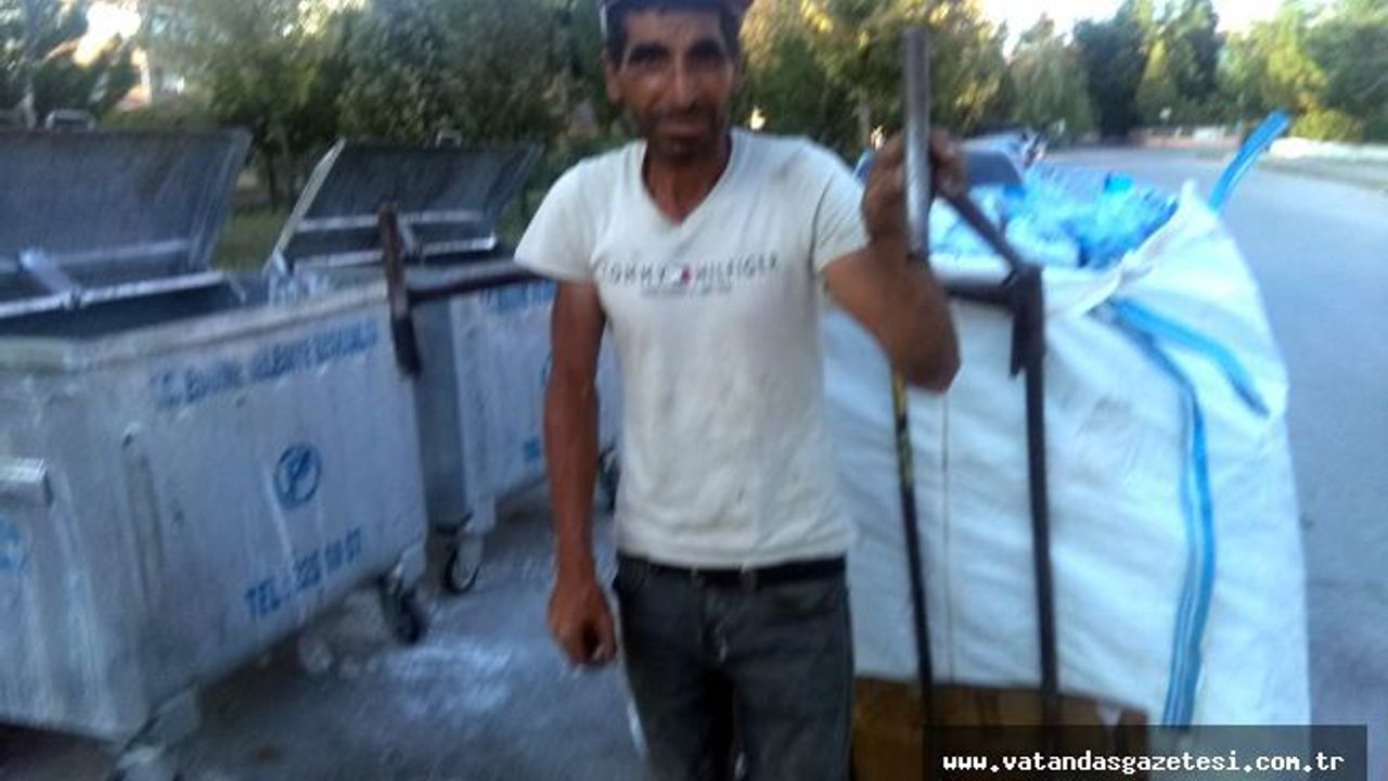  EVLERİN ATIKLARINDAN EKMEK PARASI KAZANIYOR