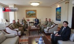 KOMUTANLARDAN VALİ SEZER'E ZİYARET