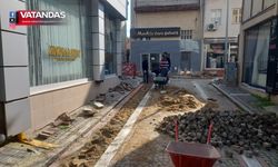 KALEİÇİ'NDE ARA SOKAKLAR YENİLENİYOR