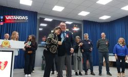 AVUKAT ŞERİF ACAR İMER’E 40. YIL PLAKETİ: “EDİRNE LİSESİ’NE MİNNETTARIM”