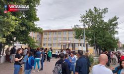 LGS’DE VELİLERDEN DUYGU DOLU ANLAR