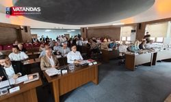 BELEDİYE MECLİSİ'NDE ALT YAPI TARTIŞMALARI GÜNDEM OLDU