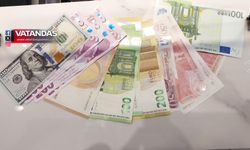 GURBETÇİ BOZDURDU, DÖVİZ BÜROLARI HAREKETLENDİ