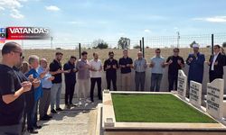 GAZETECİ BERK SÖYLEMEZ KABRİ BAŞINDA ANILDI