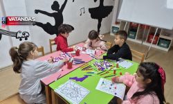 MİNİKLERE SANAT AŞILANIYOR