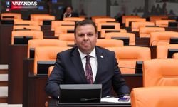 EDİZ ÜN: “CUMHURİYET EN BÜYÜK EMANETİMİZ”