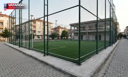 EDİRNE’DE HALI SAHADA 3 SOYUNMA ODASININ KAPISI KIRILDI