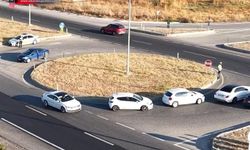 KAZALARA DAVETİYE ÇIKARAN KAVŞAK TEPKİLERE YOL AÇIYOR: “DAHA KAÇ CAN YANACAK”