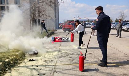 ÖĞRENCİLERDEN YANGIN TATBİKATI
