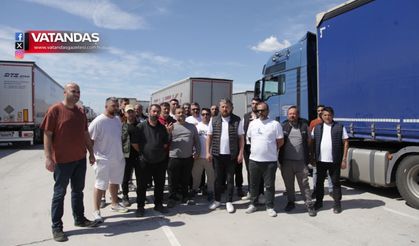 KAPIKULE’DE TIR KUYRUĞU KRİZİ BÜYÜYOR