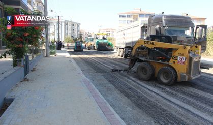 UZUNKÖPRÜ'DE YOLLAR YENİLENİYOR