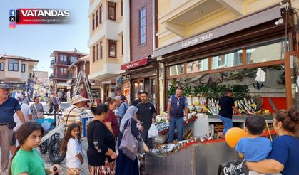PALAMUT BEREKETİ,VATANDAŞI KUYRUĞA SOKTU