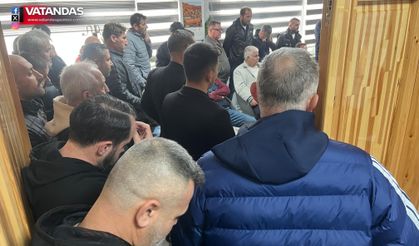 TAKSİCİLERİN ZAM ISRARI