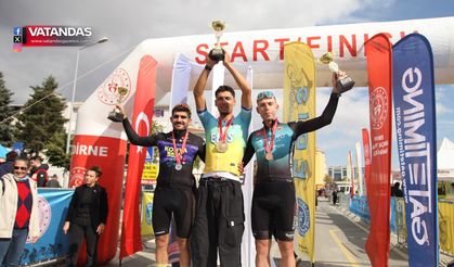 CUMHURİYET İÇİN PEDAL ÇEVİRDİLER