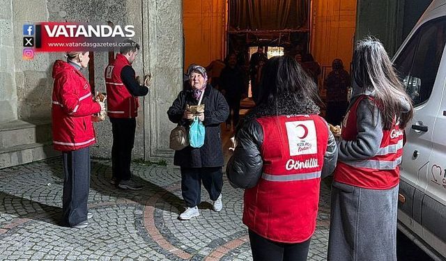 GÖNÜLLERE DOKUNAN İKRAM