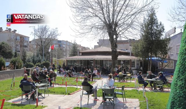 BELEDİYEDEN HALK KAFE ATAĞI