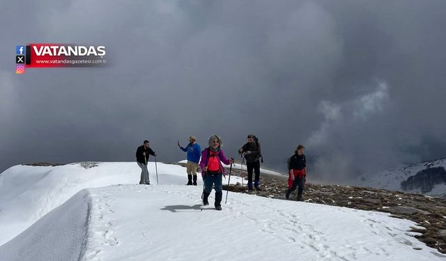 KARLI ZİRVEDE TÜRK-YUNAN DOSTLUĞU