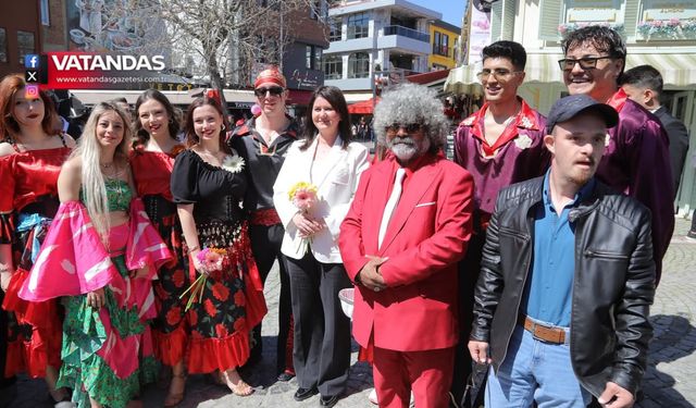 BAŞKAN, ROMANLARI UNUTMADI