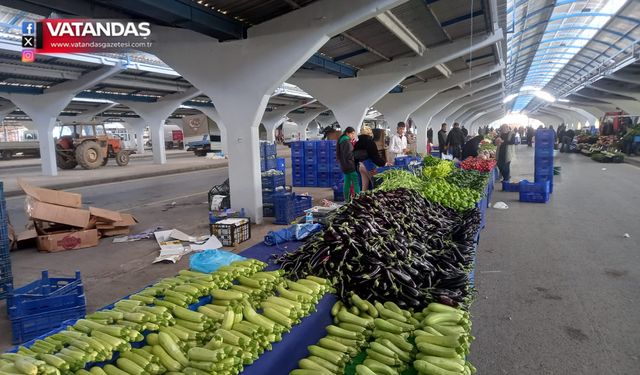 PAZAR YANGIN YERİ, FİYATLAR CEP YAKIYOR