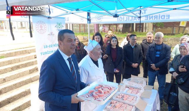 "22" TEMALI KURABİYELİ KUTLAMA