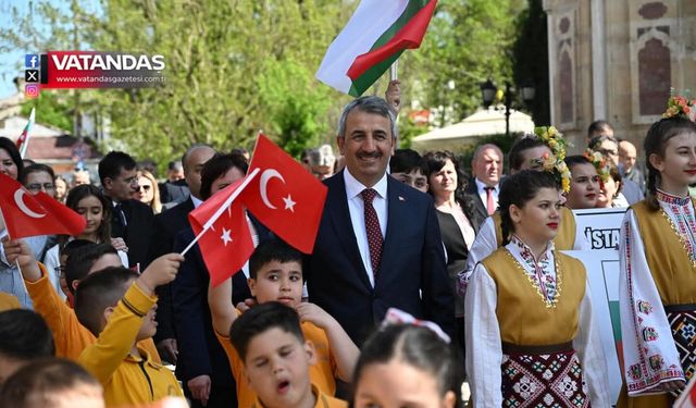 BALKAN ÇOCUKLARI 23 NİSAN'I KUTLADI