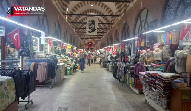 TARİHİ ÇARŞILARDA KRİZ DERİNLEŞİYOR
