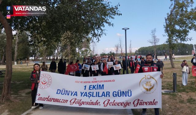 SÖĞÜTLÜK’TE NESİLLER EL ELE YÜRÜDÜ