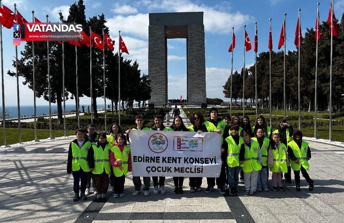 ÇOCUKLARDAN ÇANAKKALE ZİYARETİ