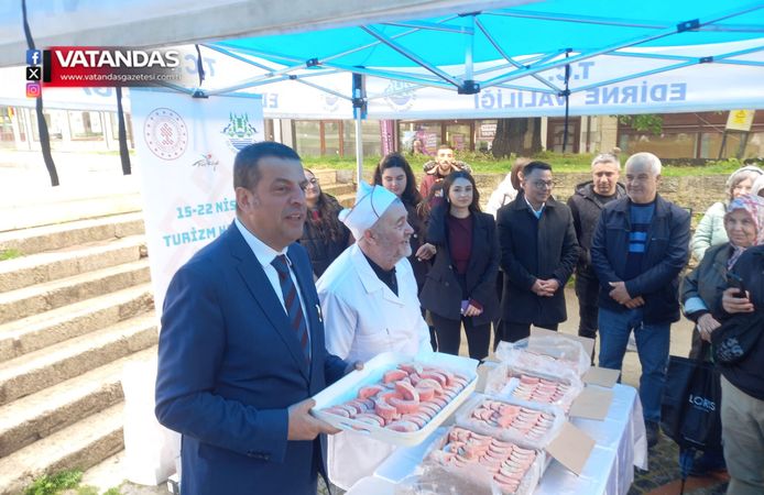 "22" TEMALI KURABİYELİ KUTLAMA