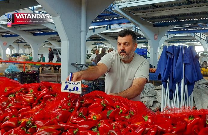 PAZARTESİ PAZARI’NDA KIŞLIK HAZIRLIK TELAŞI