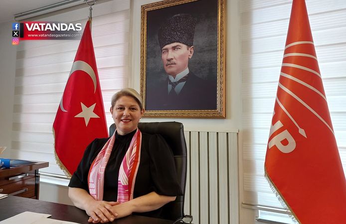 CHP İL BAŞKANI BECAN: “EMEKLİ GEÇİNEMİYOR, ÇİFTÇİ ÜRETEMİYOR, GENÇ GELECEK GÖREMİYOR.”