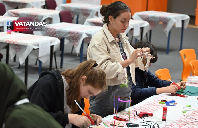 GELECEĞİN MÜHENDİSLERİ EDİRNE’DE YARIŞTI