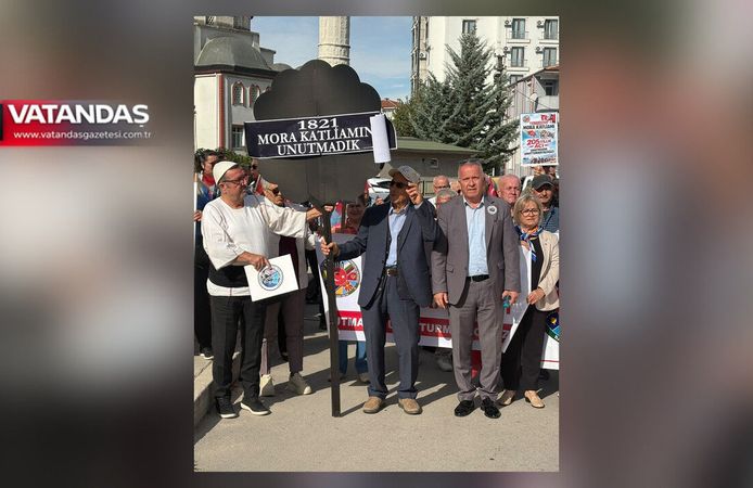 YUNANİSTAN KONSOLOSLUĞU’NA SİYAH ÇELENK