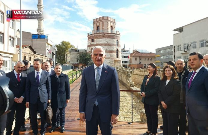 BAKAN ERSOY’DAN MAKEDONYA KULE MÜZESİ’NE ZİYARET