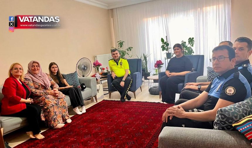ŞEHİT AİLESİNE ANLAMLI ZİYARET