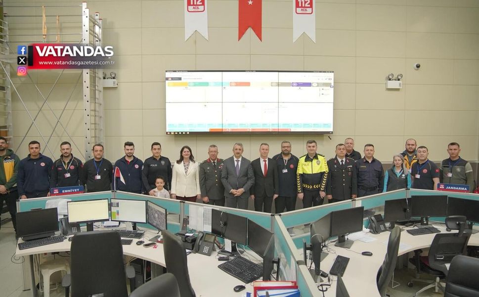 VALİ SEZER, BAYRAMDA KURUMLARI YALNIZ BIRAKMADI