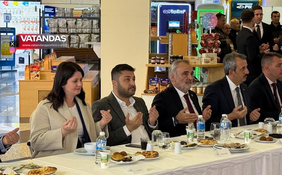 SİYASET VE BÜROKRASİ İFTARDA BULUŞTU