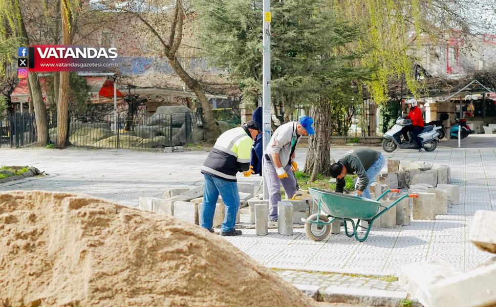 ESKİ CAMİİ ÇEVRESİ SİL BAŞTAN