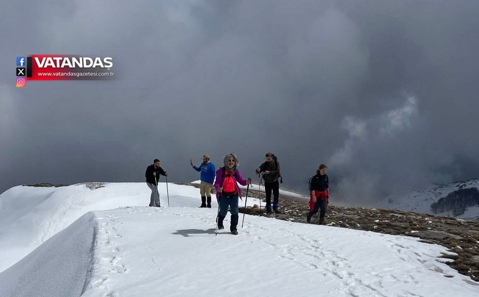 KARLI ZİRVEDE TÜRK-YUNAN DOSTLUĞU