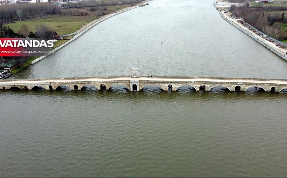 TOPRAK YAĞMURA DOYDU