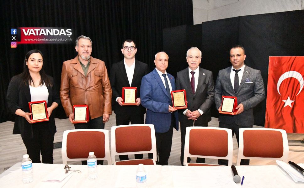 KEŞAN’DA 8 NİSAN DÜNYA ROMANLAR GÜNÜ’NE ANLAMLI PANEL