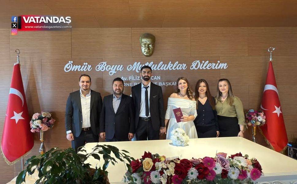 YAZGAN, HALEF-KÜBRA ÇİFTİNİN MUTLULUĞUNU PAYLAŞTI