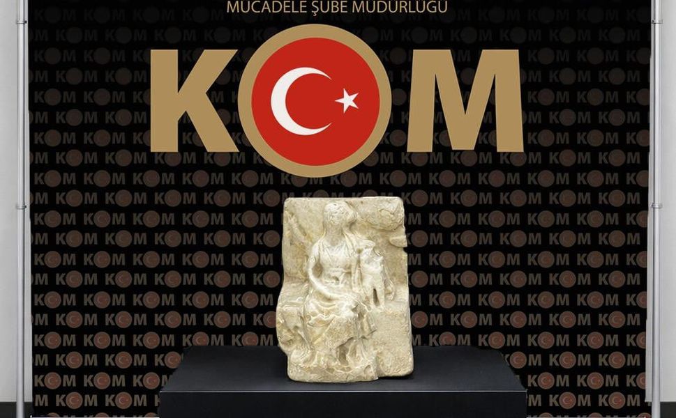 TARİHİ ESER KAÇAKÇILARINA DARBE