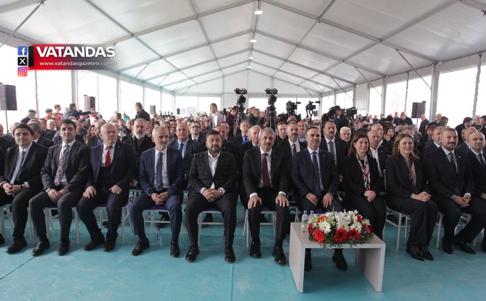 BAKAN KACIR UZUNKÖPRÜ OSB’NİN TEMELİ ATTI