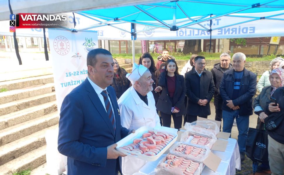 "22" TEMALI KURABİYELİ KUTLAMA