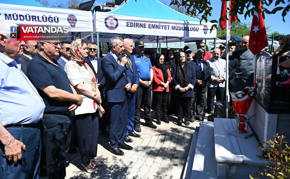 ŞEHİT POLİSLER ÇETİN ÖZSOY VE ALIŞKAN ANILDI