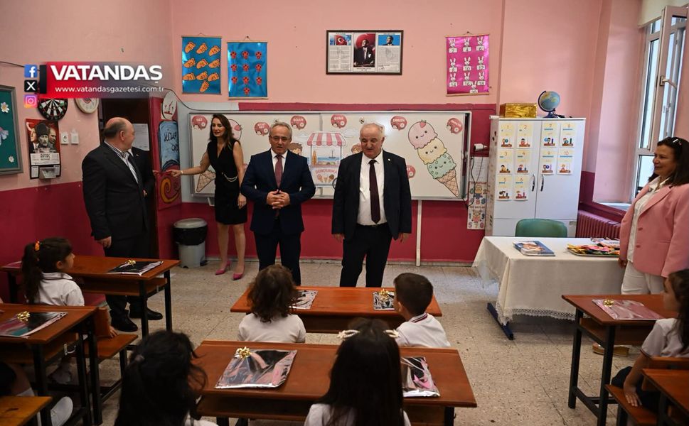ÖĞRENCİLERİN TATİL SEVİNCİ